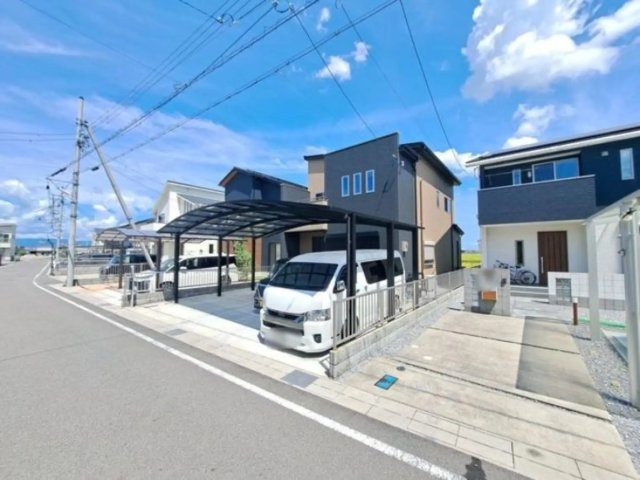 守山市小島町　中古戸建の外観