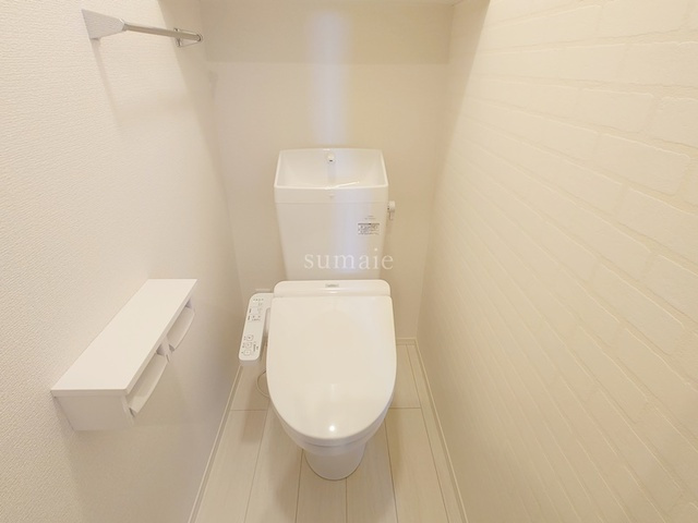 アナシエ神谷のトイレ|温水洗浄便座付です☆