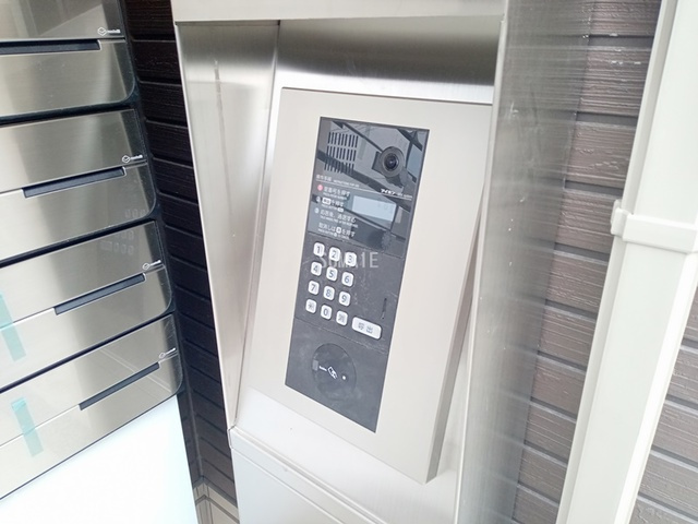 アナシエ神谷のセキュリティ|オートロックです☆