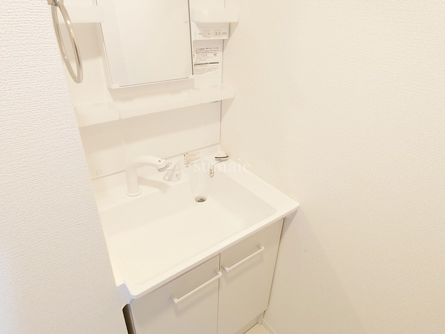 アナシエ神谷の洗面所|独立洗面台です☆