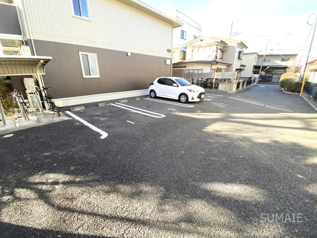 メゾンドエスポワールの駐車場|駐車場ございます！