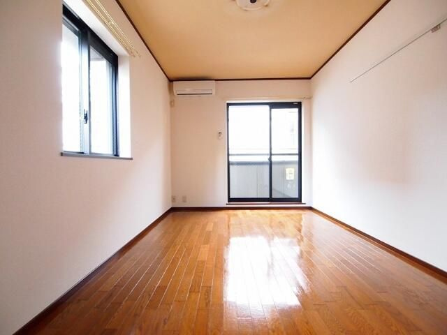 ＬＥＤＩＯ西新宿