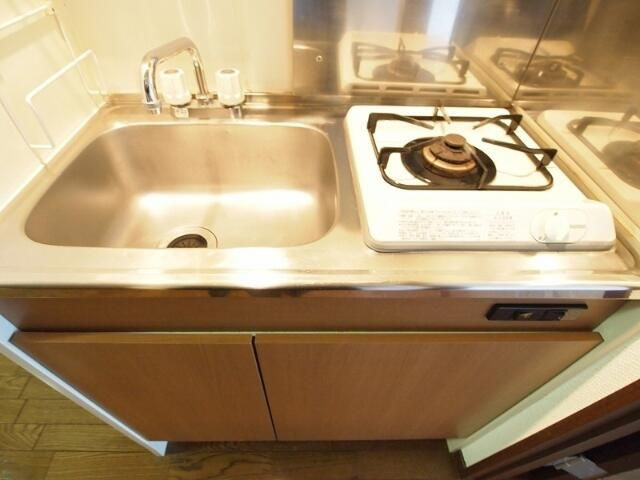 ＬＥＤＩＯ西新宿のキッチン