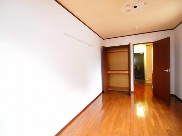 ＬＥＤＩＯ西新宿の寝室