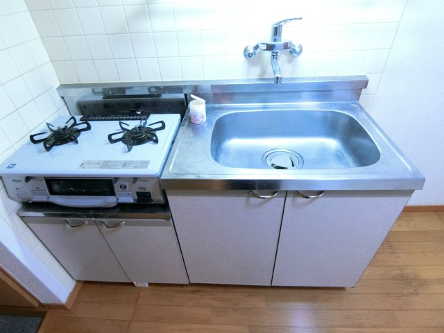 グリーン花水木IIのキッチン|お料理しやすいキッチンです