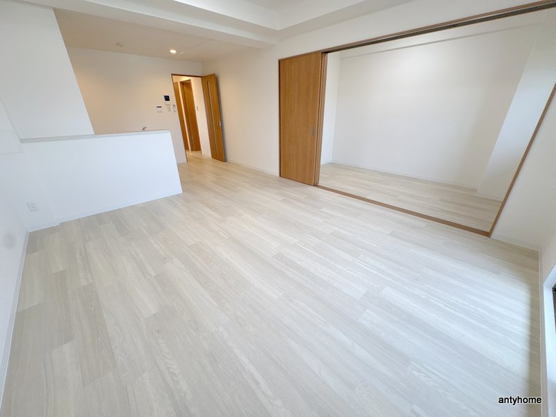 GROOVE豊中レジデンス　仲介手数料無料の居間・リビング