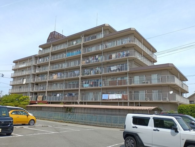 東二見スカイハイツの外観|外観は落ち着いています