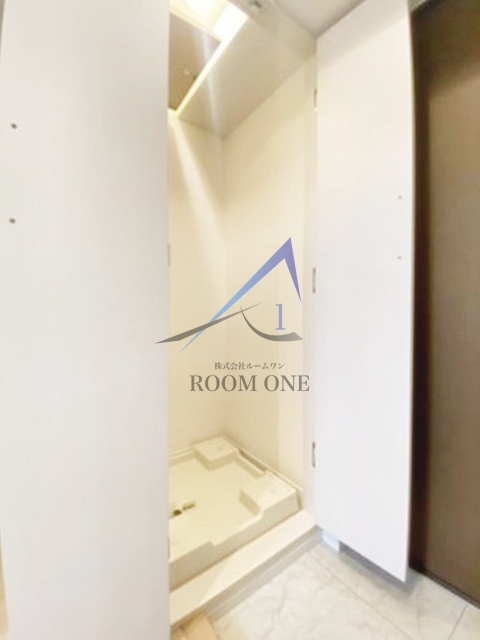 スパシエジーベック池袋ウエストの設備|洗濯機置き場です。