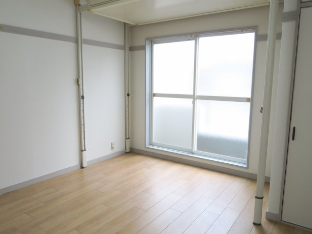 セントラルホームの居間・リビング