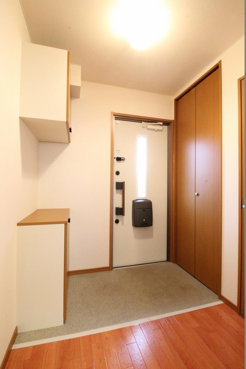 ベリテ神戸の玄関|※お部屋により仕様が異なる場合があります※