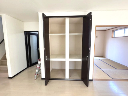 阪南市桃の木台７丁目　中古戸建の収納|収納スペース充実の住まい