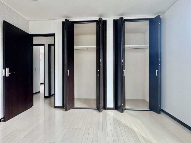 阪南市桃の木台７丁目　中古戸建の収納|機能的な収納計画が施された、ゆとりある住まい