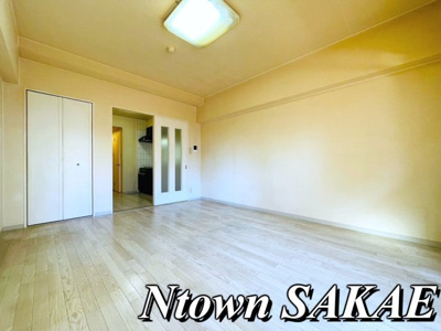 【居間・リビング】 | カサグランデ新栄 | ゆったり過ごせるリビングです