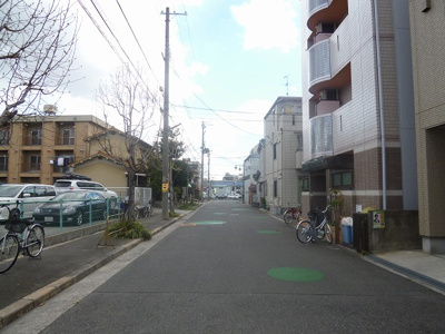【周辺】 | フィノ八番館 | マンション前は広く見渡しがいいです