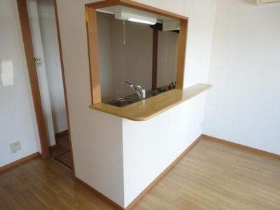 【キッチン】 | ヴィレッジ名草 | カウンター