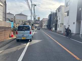 【前面道路含む現地写真】 | 横浜市戸塚区上倉田町　全1棟 | 前面道路