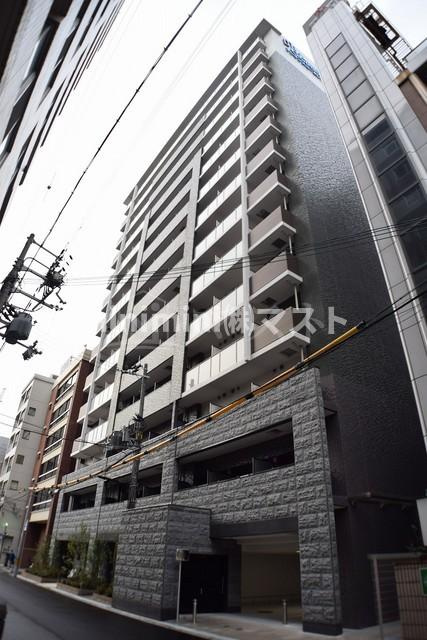 プレサンス京町堀ノースの外観