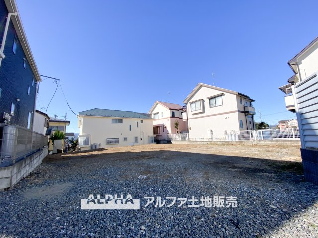 昭島市緑町2丁目　全2区画の外観|【A warm space】
◆心をほどく場所◆
ゆったりとした空間に包まれ、誰かを迎えることが日常になる住まい。
この環境で暮らすうちに、時間の使い方も、人との距離感も変わっていく。