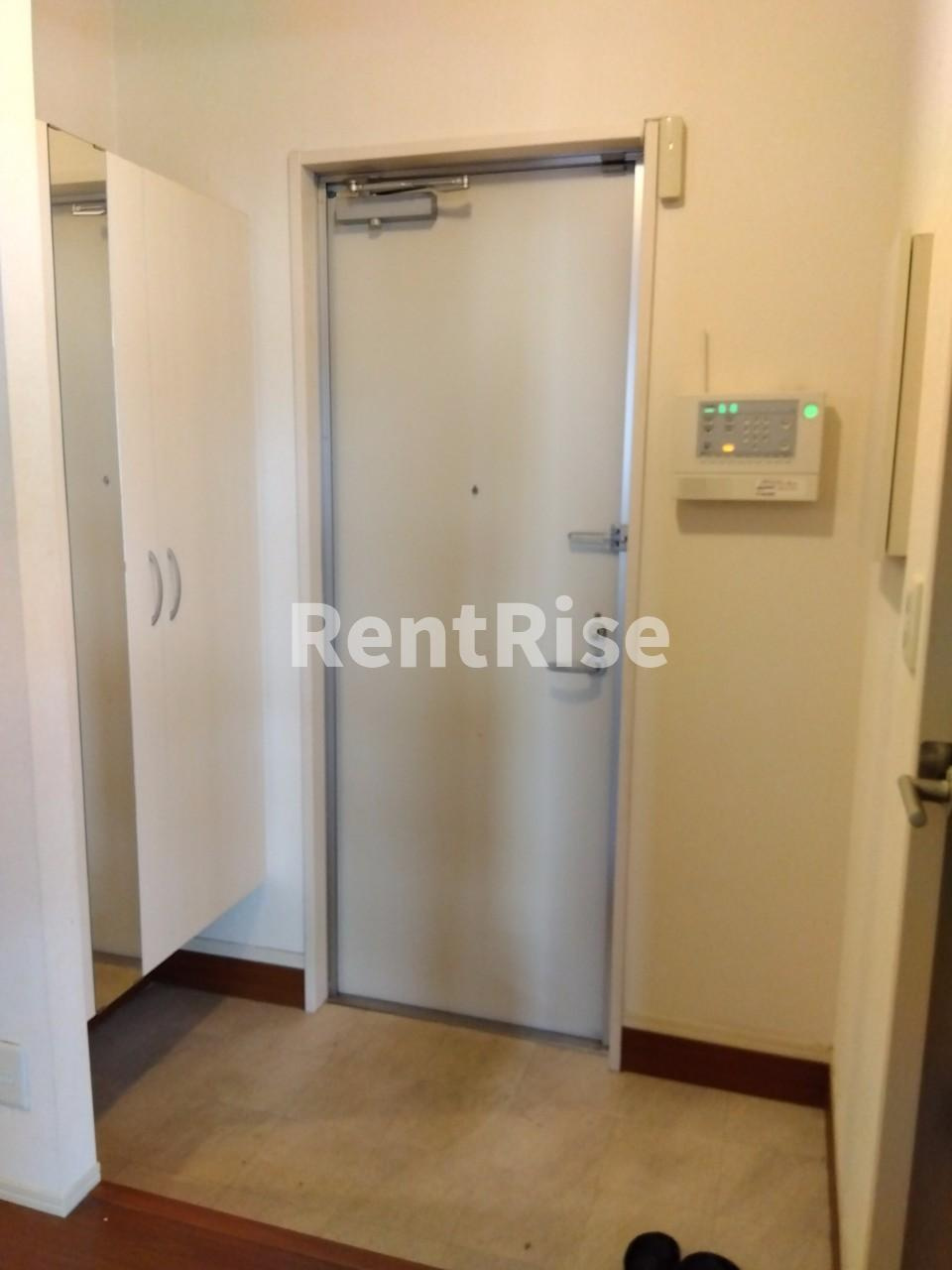 ラ・グラシューズの玄関