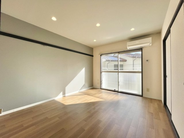 フレグランス南中山Cの洋室