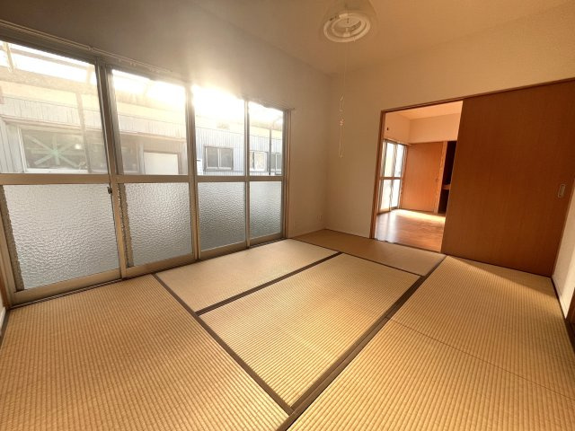 ウエストビレッジの内装