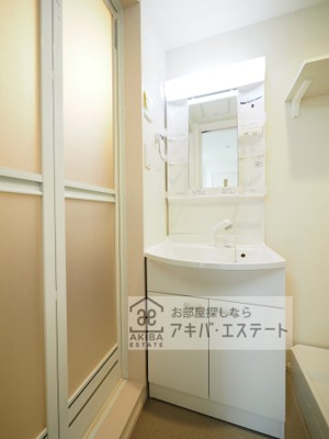 【独立洗面台】 | 千住緑町三丁目2A | 同一仕様写真