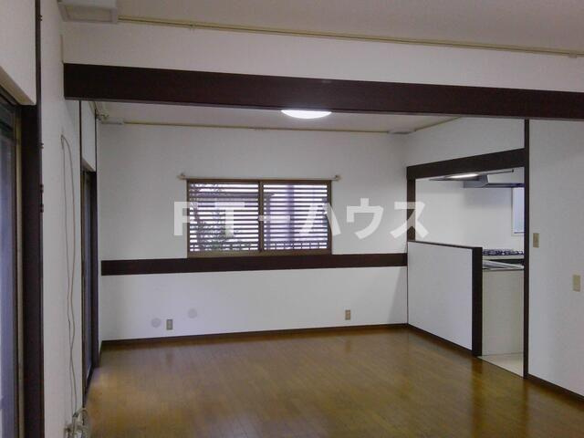 習志野台４丁目戸建の居間・リビング