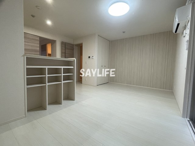 ラフィーネ徳庵の居間・リビング