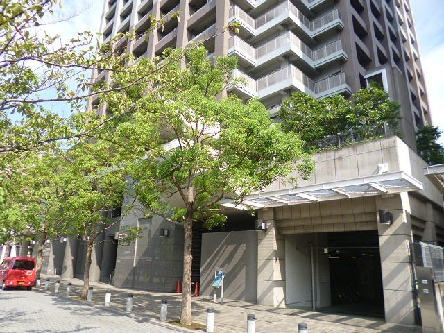 晴海アイランドトリトンスクエアビュータワーの外観