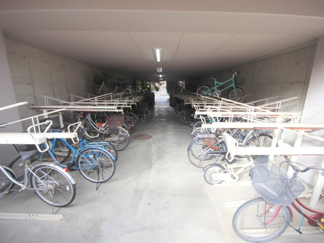 ローレルスクエア登美ヶ丘第1期　7番館のその他共用部分