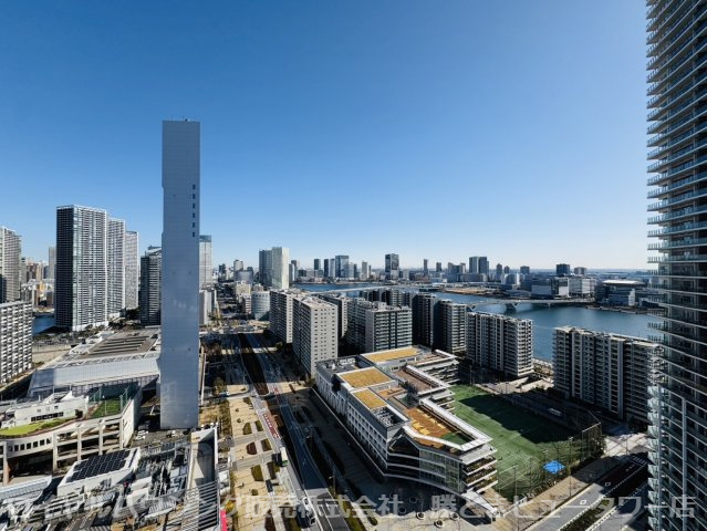 東側バルコニーからの眺望
