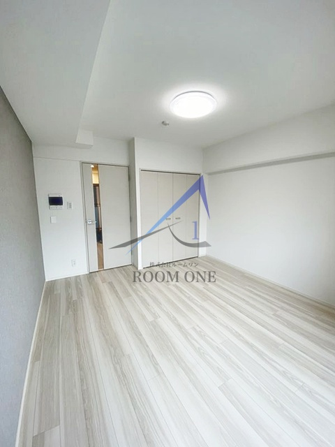 RELUXIA両国緑4丁目の居間・リビング|洋室のお部屋です。