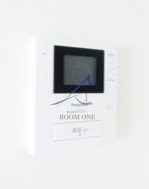 ファミーユ森下のセキュリティ|モニター付きインターホンです。