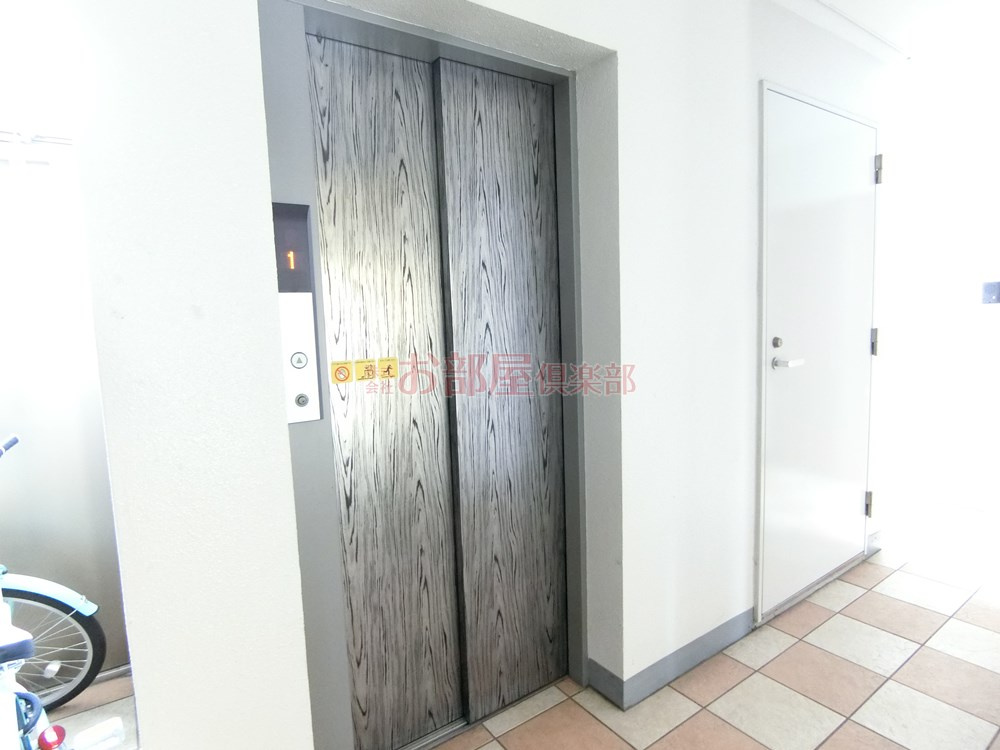 ビジュのロビー