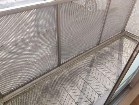 パセオ新在家のバルコニー