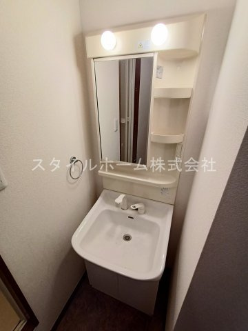 アゼリア２１の洗面所