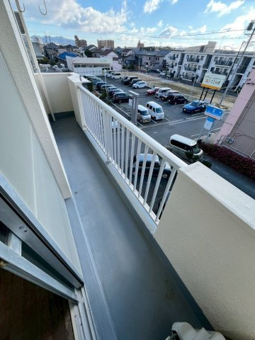 ハイツ寿のバルコニー