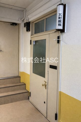 ニュー上六ビルの内装