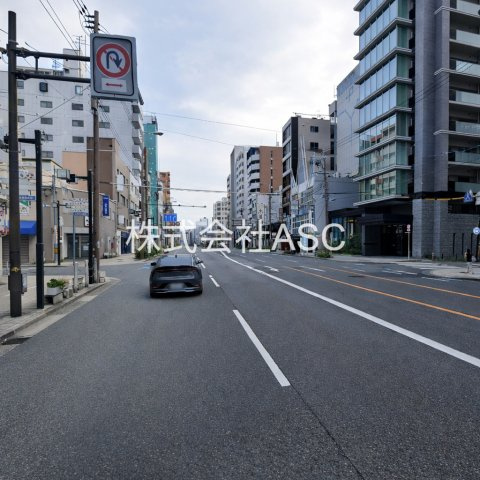 ニュー上六ビルの周辺