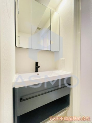 【洗面所】 | セレニテ本町リアン