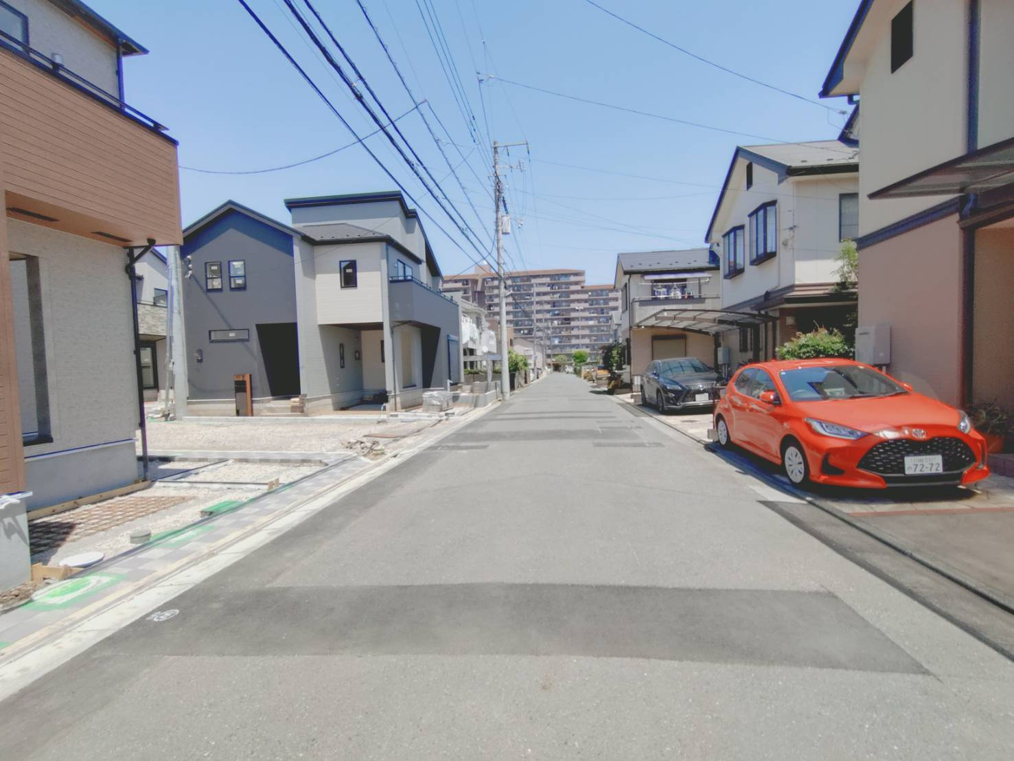 【前面道路含む現地写真】の画像
