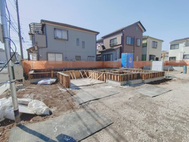 【前面道路含む現地写真】の画像