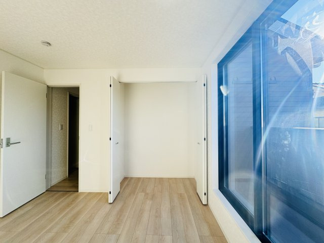 葛飾区水元４丁目新築戸建【水元小学校：5分】の収納|6.1帖寝室収納