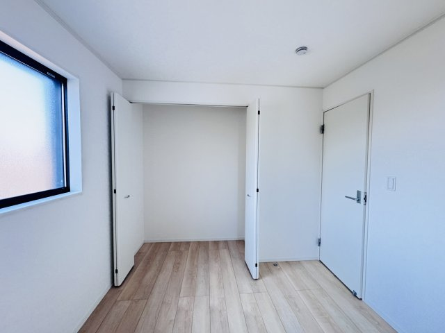 葛飾区水元４丁目新築戸建【水元小学校：5分】の収納|5.6帖納戸収納