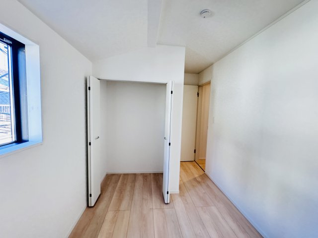 葛飾区水元４丁目新築戸建【水元小学校：5分】の収納|5.1帖洋室収納