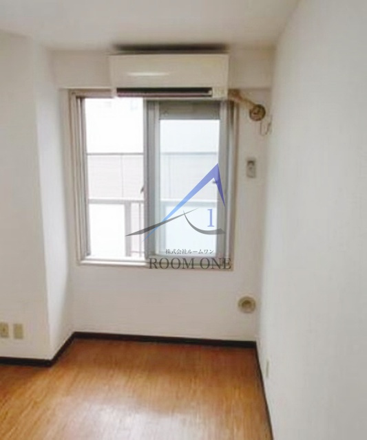 アルベルゴ上野の居間・リビング|洋室のお部屋です。