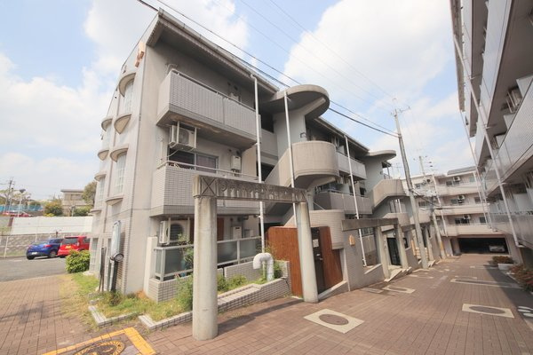 生駒市辻町の賃貸マンション