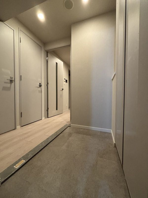 【玄関】 | スプランディッド上野North