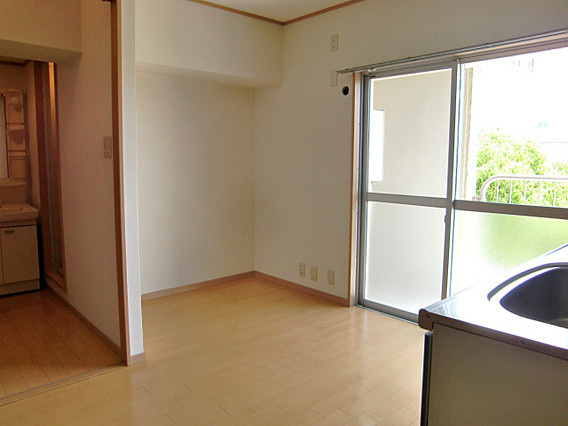 西芦屋グリーンハウスの居間・リビング