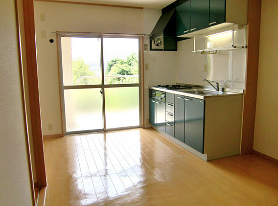 西芦屋グリーンハウスの居間・リビング